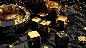 Poker Texas Hold'em ကတ်ဂိမ်း နှိုင်ယှဉ်ကစားနေသောမြင်ကွင်း